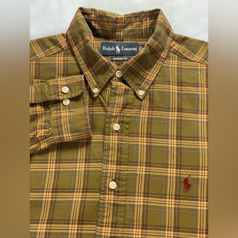 Ralph Lauren Classic Fit Plaid Long Sleeve Button Up size L